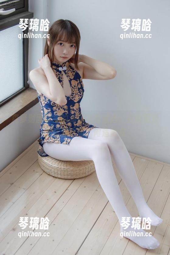 森萝财团带来的湖边美图精选，白丝温柔地拂过水面，闲适得很