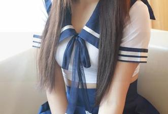 模范学院 – 高清“唐琪儿il”的夏日，明亮得让人想随手搭个海滩的沙坑