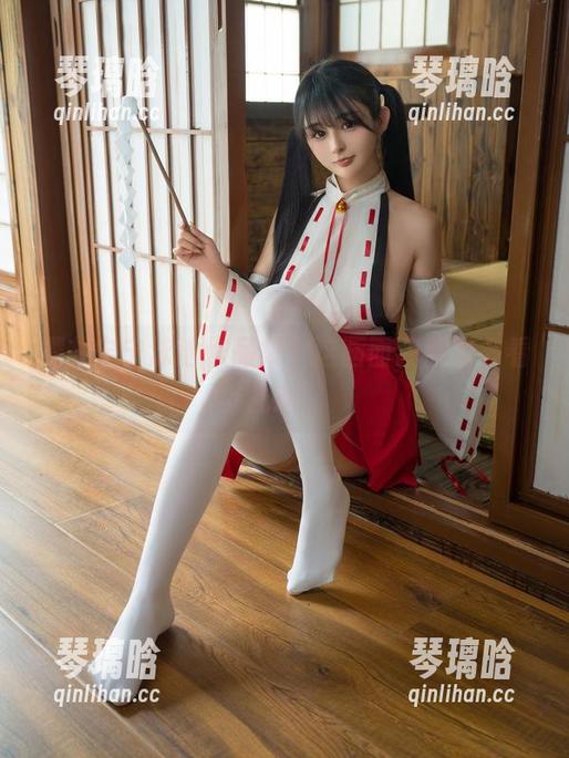 樱井宁宁泳池作品集，这画面我需要多看几遍。