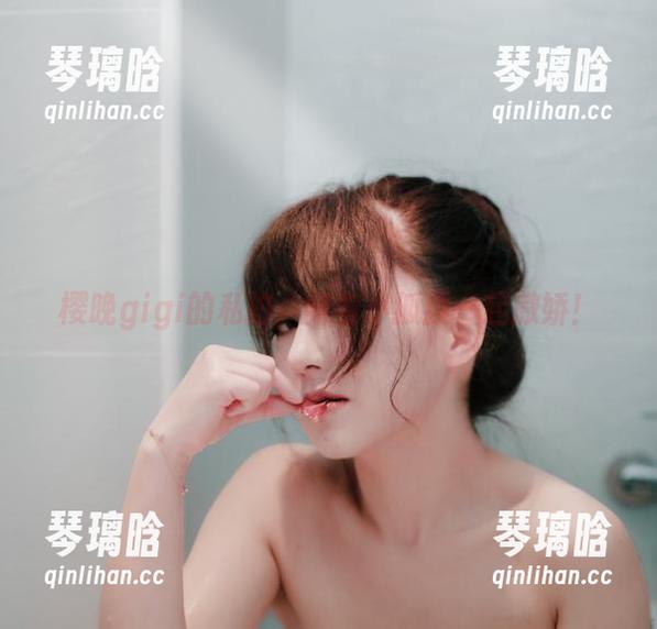 樱晚gigi的私拍，陪着小狐狸一起撒娇！