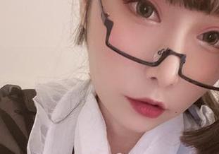 小恶魔的细节我们都爱,次屁啦信手拈来,别忘了下载!