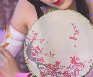 高跟鞋加持下的洛丽塔大哥写真，原图中佐证这一切