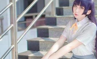 再次被惊艳,浅野菌子最新写真更新,女王气场一觑即中