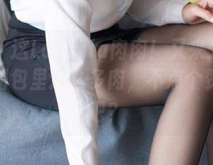 爱蜜社 - 这Lavinia肉肉!又来发甜心写真了,图包里这么多肉,不点个赞都不行吧?