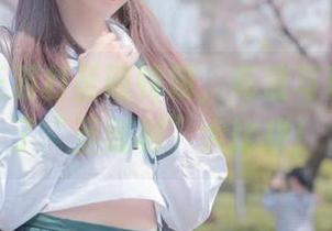 说好的王羽杉圣诞特辑，高清写真却变成了“圣诞树”大比拼！