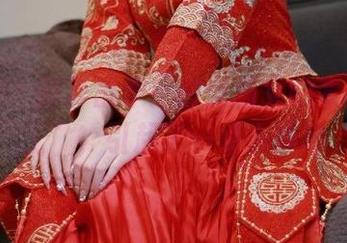 微密圈 – 新鲜出炉！白龙猫女的套图“女王”，引起了一点小骚动