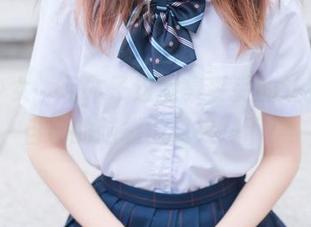 青春少女,祖木子这图集妥妥的让我想起自己的脑袋被门夹一下!
