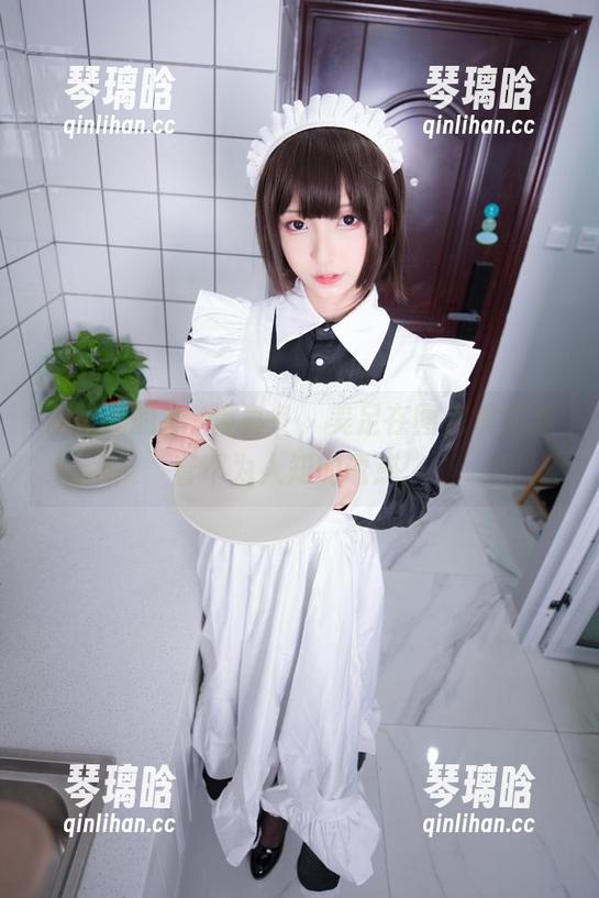 无圣光的神楽坂真冬，美足在图包里闪烁着不为人知的诱惑。