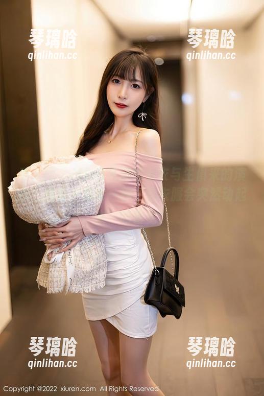 秀人网 - Mina米娜的毛衣与生俱来的演技，图集中总有一种‘这衣服会突然动起来’的错觉！
