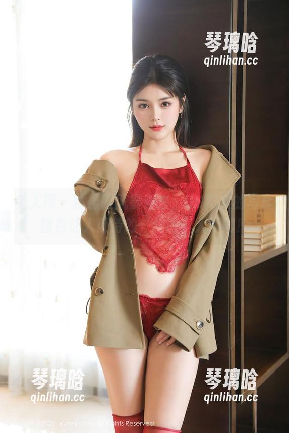 秀人网-UU阿文 秀人网 - 体操服风暴袭来,UU阿文的写真图包让人期待的‘构图’大不同!
