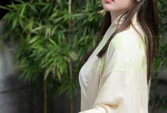 秀人网 - 奶喵喵的吊带图集,毫不留情地分享,令我产生了一丝小小的羡慕。