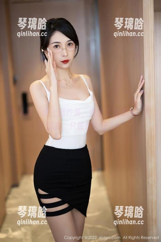秀人网 - 线上婚纱秀，安然儿的作品：我没别的，只想嫁个好人！
