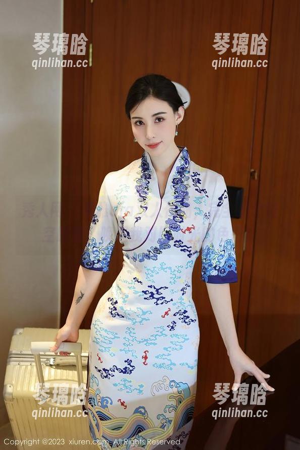 秀人网 - 希雅sia双人作品，完全是个时空胶囊，唤起我对旧时光的色彩！
