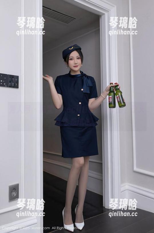 秀人网 - 陆萱萱cecillia泳装作品，改天我也想试试。