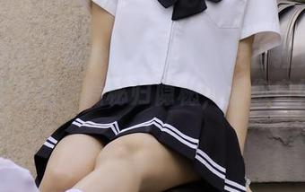 绮梦摄影 – 无水印无修饰的安吉拉更新写真。在这里，隐秘归隐秘，请您自娱自乐！