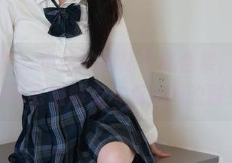 绮梦摄影 – 小艺的网袜写真合集，似乎在邀请你去破解点与点之间的联系。
