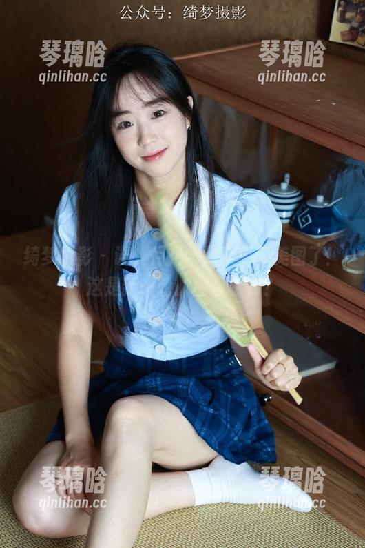 绮梦摄影 - 诶，月月学姐又更新美图了！这是新一轮的图包福利？