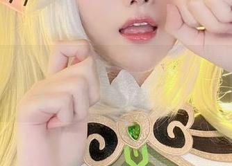 花兮_honoka的浴室独白，高清原图，简直水汪汪的春意盎然。