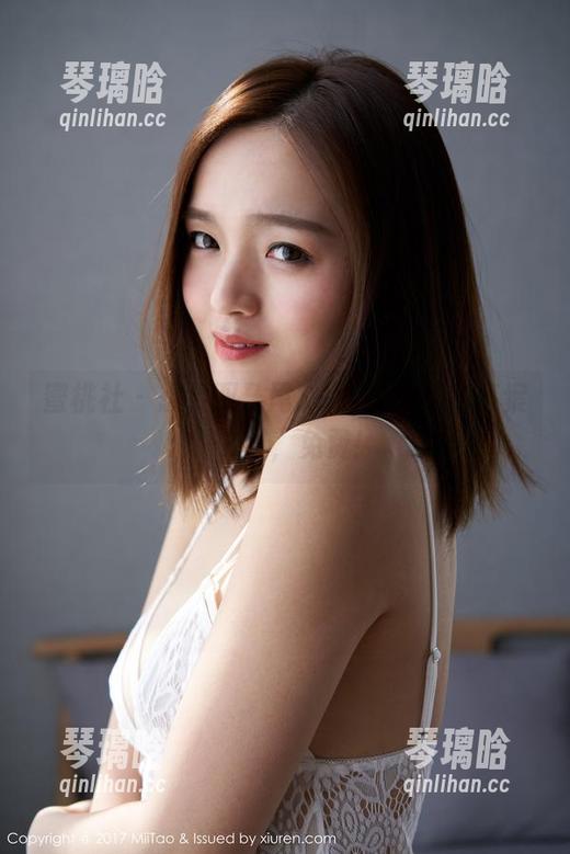 蜜桃社 - 想要双马尾Suki的图包，答案是...对，免费！