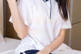 袜啵啵 – 小沫的比基尼图片合集，像极了无数夏日的美好瞬间…或者说是想象？