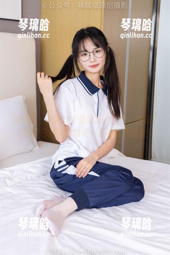 袜啵啵-小沫 袜啵啵 - 小沫的比基尼图片合集,像极了无数夏日的美好瞬间…或者说是想象?