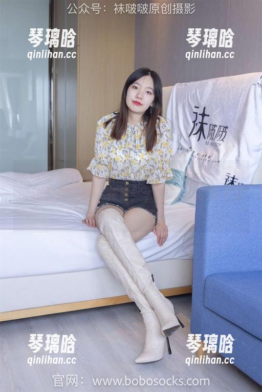 袜啵啵 - 看糯米的黑丝图包，当然不能错过分享这一波“花絮”，好吧，心思不甘悄悄浮现了。