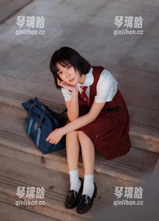 阿包也是兔娘 追随着阿包也是兔娘的玛丽萝丝,轻轻乐在心中的写真小拼图