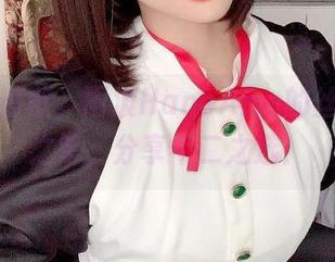 套图不停歇，雨波HaneAme的丝袜神奇之笔，分享不二之选！