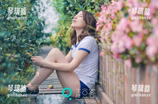 青豆客 - 从头到脚都在赞叹——伍月yuer的学姐图册