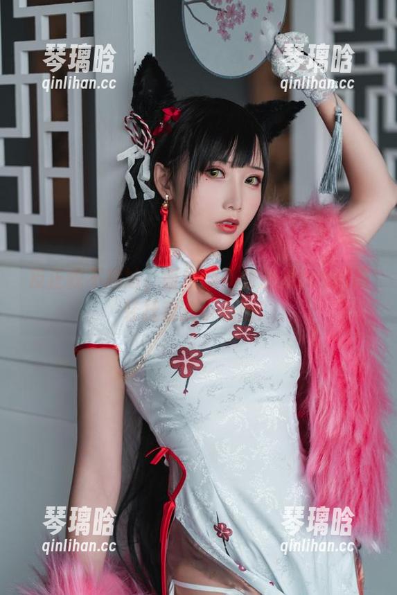 反正我不尴尬，面饼仙儿的魅魔cos图册轻抚我的小心脏！