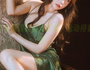 看香草喵露露的最新图册，运动得像在走秀！
