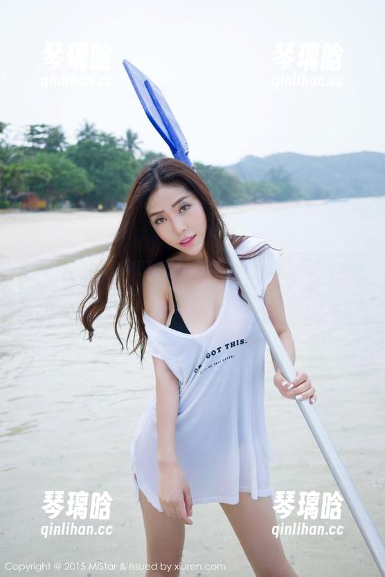 魅妍社 - 夏倪可ella穿毛衣，哪个图包才能装下这种可爱呢？
