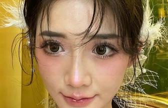 微密圈 – 黎允熙小合集让你看到免费照片的奇迹，而我呢，正在奋力想个好理由买新衣服！