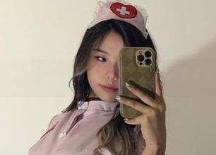 微密圈 – 原图再现，黑饱宝的美足写真折磨着我的心！